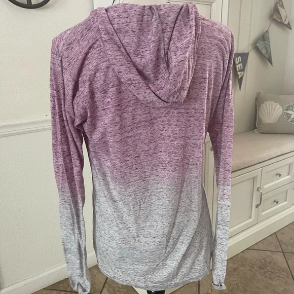 Pink Philadelphia PA Logo Hoodie  large - Picture 2 of 4